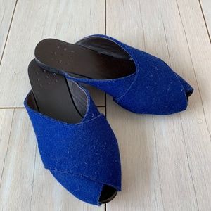 Trademark Pajama Slides Blue Wool Size 7
